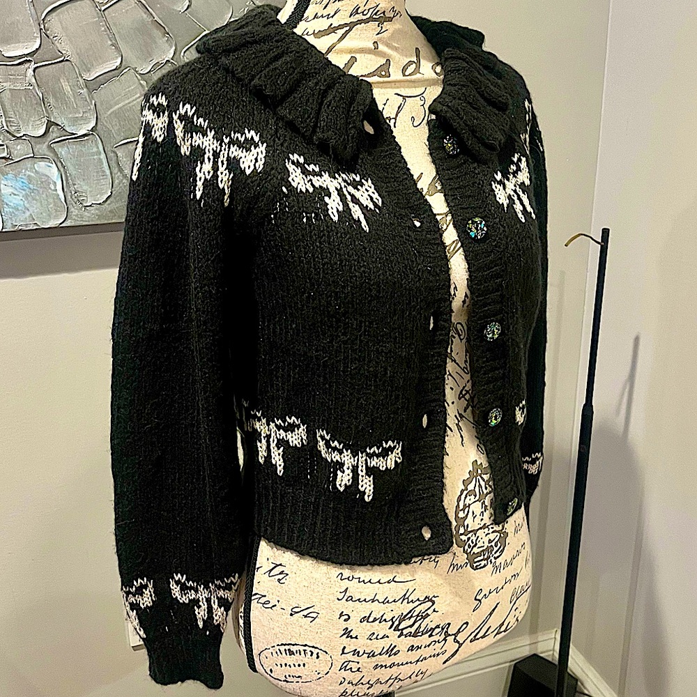 Kimchi Blue Marabell Bow Button Down Cardigan in Black with White - Picture 13 of 16